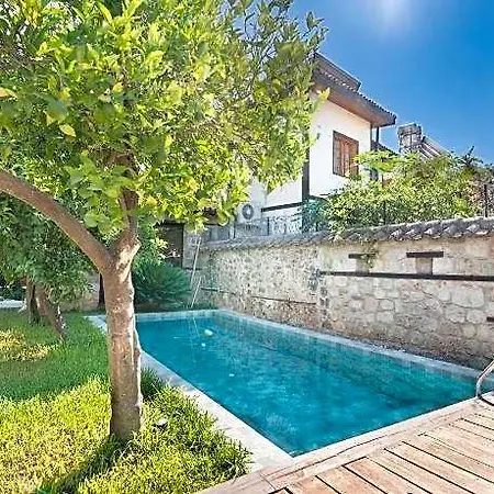Hotel House 5