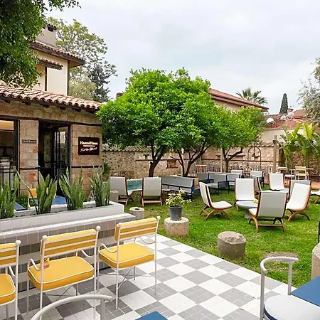 House 5 4*